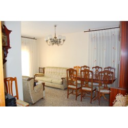 PISO CALLE SEBASTIEN DE BENALCAZAR 11